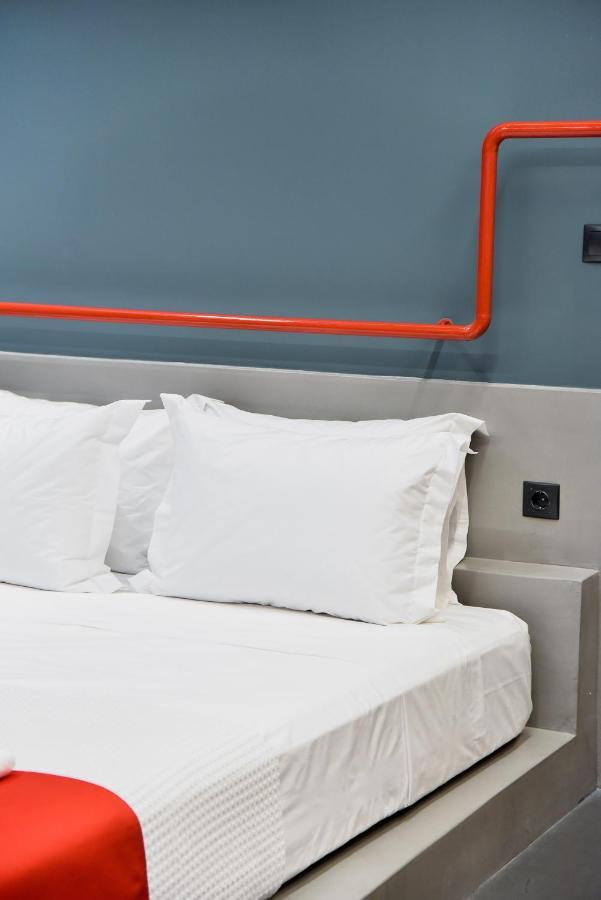 Central44 Yolo Casual Suite Athen Exterior foto