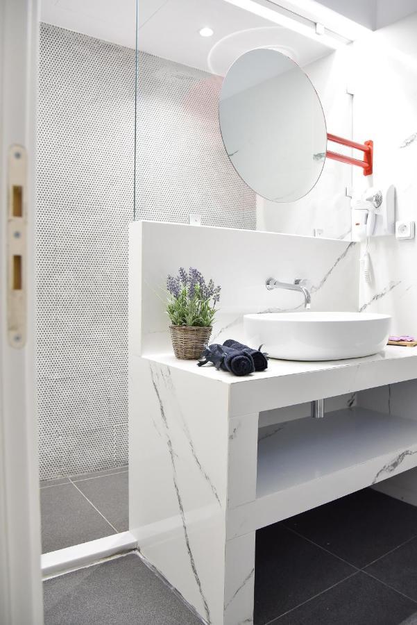 Central44 Yolo Casual Suite Athen Exterior foto