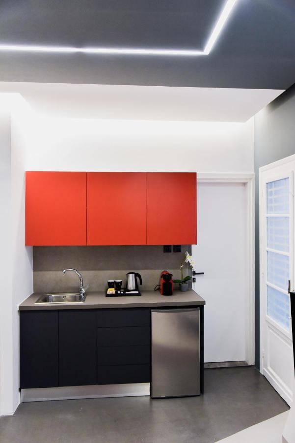 Central44 Yolo Casual Suite Athen Exterior foto