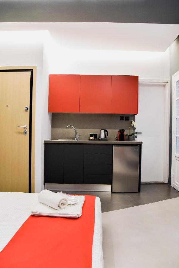 Central44 Yolo Casual Suite Athen Exterior foto